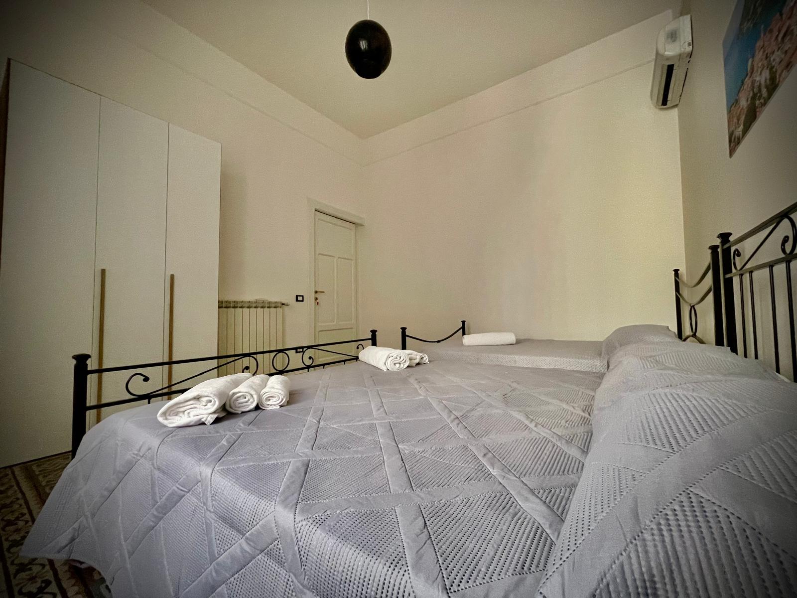 Camera Maiori — foto 2